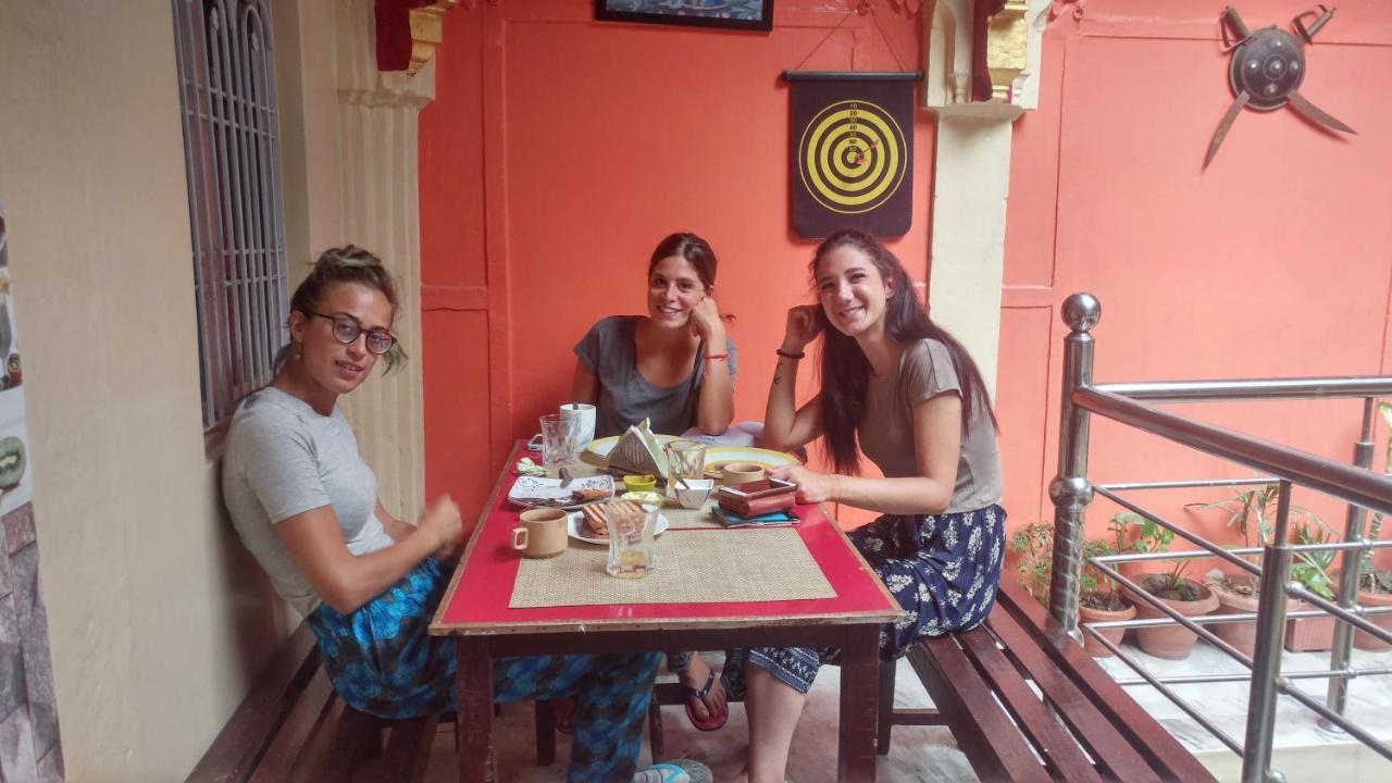 Kanha Paying Guest House Varanasi Exterior foto